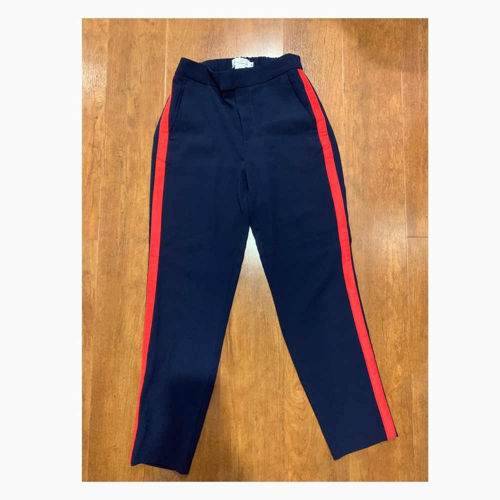 Track pants w/ stripe